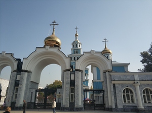 塔什干：过客们留下的教堂