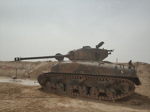 两伊边境：战争与革命之火